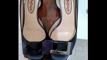 Preview 3 of Japan Mom Bro - Cumming on Melluso dark blue peep-toe low heels. Yum