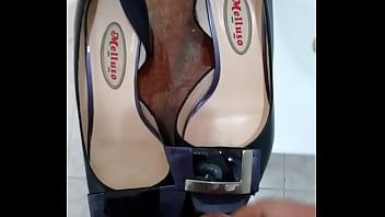 Preview 4 of Japan Mom Bro - Cumming on Melluso dark blue peep-toe low heels. Yum