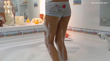 Preview 2 of Chubby Teen Russia - Watch her orgasm in the bathtub Sima Zasadilo