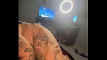 Preview 2 of Poto Puti - ARRASTEI ESSE NOVINHO DEPOIS DO BAILE,  DISSE QUE NUNCA FICOU UMA TRANS E FICOU VICIADO NA MINHA CUCETINHA E DEIXEI LEITAR DENTRO DELA