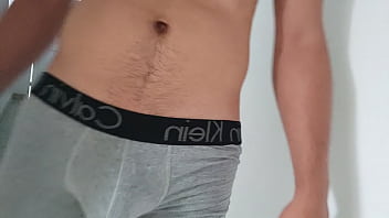 Preview 1 of Hen Boy4 - Frente al espejo