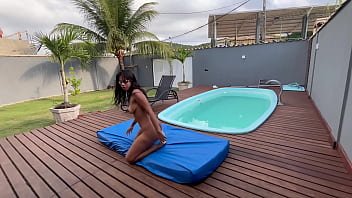 Preview 1 of Brother See Sister Sex - MAIS GOSTOSA A NINFETINHA MAIS RABUDA DO XVIDEOS Podendo no peito sem camisinha