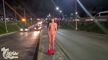 Preview 3 of Sneaky Mom Blows Sleeping Son - Reto en cancun con Alex Ma rin me desnudo en plena avenida y me coge rico