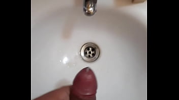 Preview 3 of Sexx Janwar Video - Paja rapida en el ba&ntilde_o