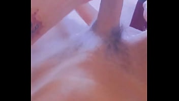 Preview 4 of Live Pissing Ching - Argentino caliente