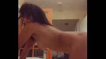 Preview 3 of 11 Ans Girl - Sexy black girl twerking nude