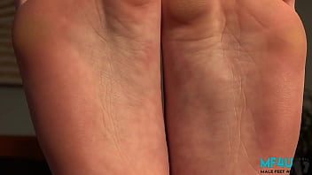 Preview 1 of Sex Atle - Ginger lad shows his feet and jerks off