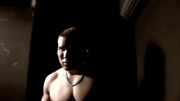 Preview 2 of Dise Indin - Bande annonce | Jeune salope exhibe qui fantasme sur Jordan Fox - Wolf | Gaysight.com