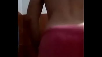 Preview 2 of Porn Usa Granny Margret - GULOSO BRINCANDO COM A TOALHA NA BUNDA PT 2