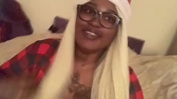 Preview 2 of Xnxx Mom Bangla - Happy Hoildays It&rsquo_s hazelnutxxx with da blonde hair