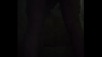 Preview 3 of Roja Herione Xnxz - Jugando con dildo en la ducha