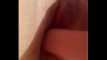 Preview 3 of Mom Sun Night Bedroom Sex - Novinha Socando com Forte e Gozando