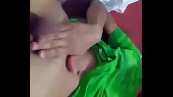 Preview 2 of Vegans Fucks - hombre caliente mostrando su verga y culo