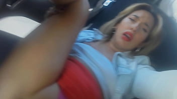 Preview 4 of Sexchudai Com - Seduciendo a chofer desconocido - me masturba mientras grabo video para mis redes sociales