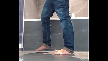 Preview 3 of Indian Dasi Babi Hoot Xxx - horny masturbator barefoot in jeans