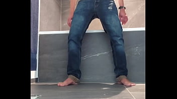 Preview 1 of Indian Dasi Babi Hoot Xxx - horny masturbator barefoot in jeans