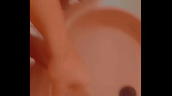 Preview 3 of Skyy Black Plumber Pass - As&iacute_ se masturba un joven sin 18