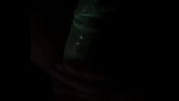 Preview 3 of Karissa Ass - Bati uma punheta com uma camisinha brilhante pra amiga da minha irm&atilde_ enquanto ela cochilava