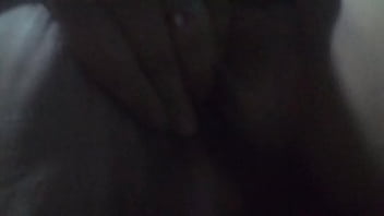 Preview 3 of Virgin Bangladeshi Gril Sex - Ella gimiendo
