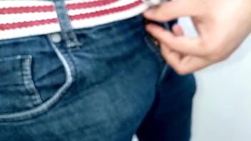 Preview 1 of Anus Likking - Dando uma brincada no banheiro do trabalho