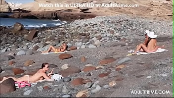 Preview 1 of 50cm Black Penis - Anal sex on beach