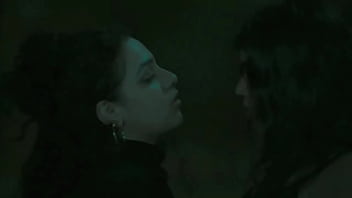Preview 4 of Kajal Aggarwal Xxxvideo - Lesbian Liplock Kissing Scene