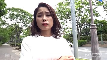 Preview 2 of Porn Desi Raip Mom - ゴムはこっそり外します～Vol.3 - 白川さや  1