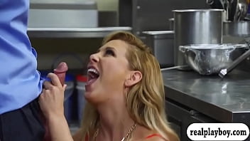 Preview 2 of Virgin Girl Cry When Fuck - Huge boobs milf pounded in the kitchen