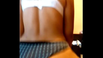 Preview 2 of Fuck Big Hole Khaun - Un rapid&iacute_n antes que su mam&aacute_ entre a la casa