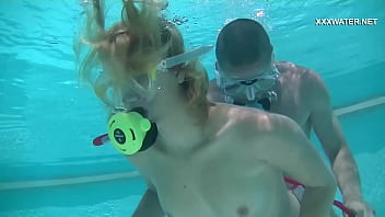 Preview 3 of 18 Year Six Vides - Samantha Cruz gets mouth fucked in the pool