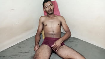 Preview 1 of Farenxxx - Neg&atilde_o gostoso batendo huma
