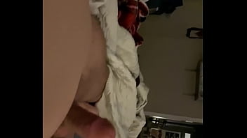 Preview 2 of Chat Ingin Mom And Sister - Wife sucks me off