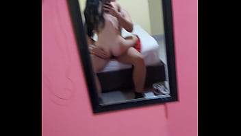 Preview 2 of Animal Xxnx Hq - A ELLA LE GUSTA SENTARSE EN MI VERGA