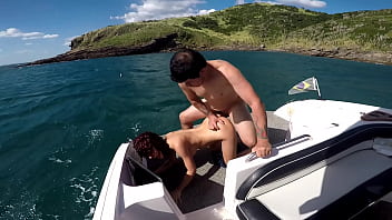 Preview 2 of Xnxhb 5 - passeio de barco vira sexo ao vivo - pernocas - joy cardozo