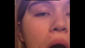 Preview 2 of Gang Fucks 1 Girl Sex Video - Jouis dans ma bouche en live sur snap