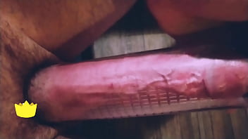 Preview 3 of Bisexuales Con Pene Grande Negro - FILLING AN 8 INCHES PUMP !!!