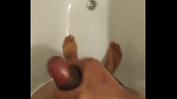 Preview 3 of Adeline Mora - Paja en la ducha