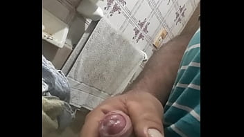 Preview 3 of Porno Kulit Hitam - Lleg&oacute_ el lecheroooo