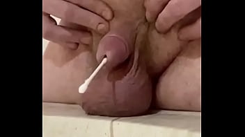 Preview 2 of Youngirl Vitnam - Pissing with peehole play