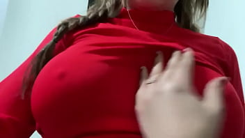 Preview 2 of Zoogu Dok - Ari moviendo las tetas