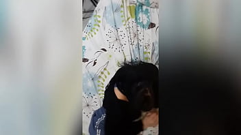 Preview 1 of Salilonxxx - No Deb&iacute_ Cojerme Al Amigo De Novio