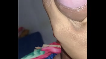 Preview 2 of Mota Muma - Punheta matinal