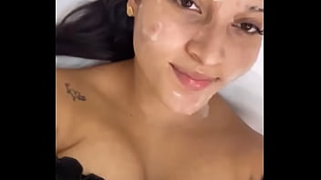 Preview 2 of The Friest Time Porn - Valeria Fuentes Venezolana llena de leche