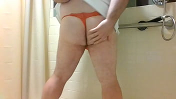Preview 3 of Pornot Ecole - Chubby guy jerks off in panties