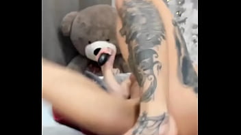 Preview 4 of Hot Mom Porn My Friend - Chaturbate Latina joconda domis to HUGE ORGASM Crystal Vanzoeren