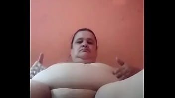 Preview 1 of Albina A - Gorda feia quer rola no cu