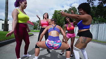 Preview 4 of Priya Rai Sex Black Man - BANGBROS - Latin PAWG Kelsi Monroe Twerks Her Thicc Booty On Peter Green&#039_s Cock
