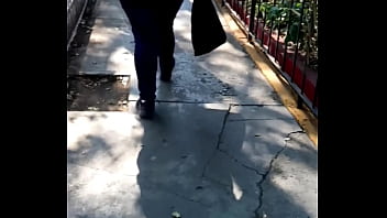 Preview 1 of Video Sex Bali - Culona en la calle