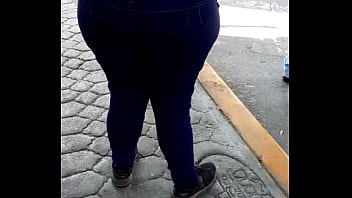 Preview 4 of Video Sex Bali - Culona en la calle