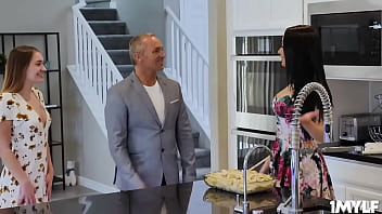 Preview 1 of 1st Time Chudai Vidio - Stud getting fucked by her girlfriends hot busty Stepmom